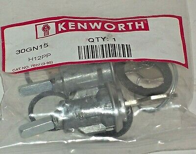 *new* Set Of Kenworth Keyed Door Locks  {--__--}   Part # 30gn15